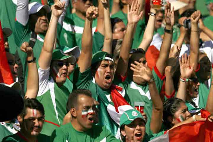 La FIFA multo al Futbol Mexicano por grito en los estadios